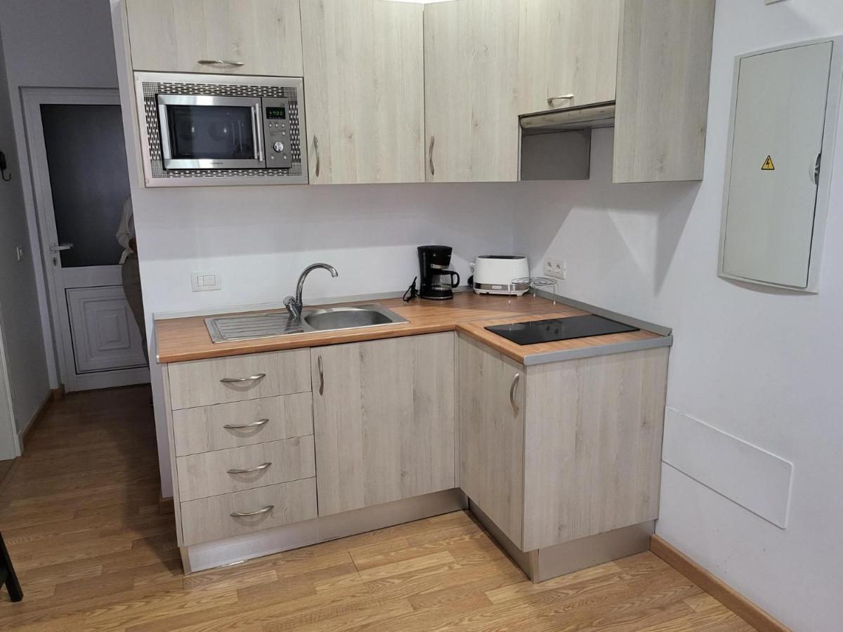 Casa Matele 2 Bed Apt Арона Екстер'єр фото