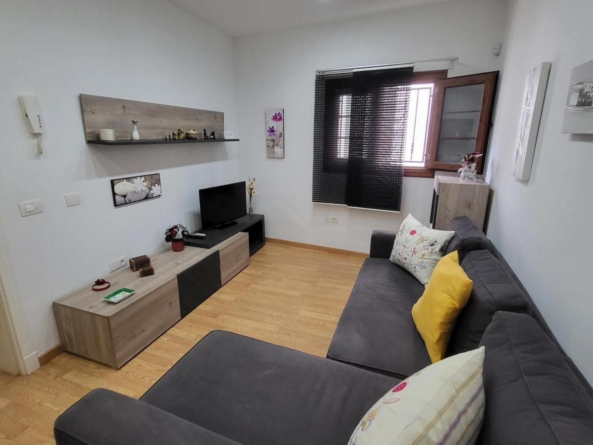 Casa Matele 2 Bed Apt Арона Екстер'єр фото